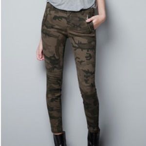 Zara camo jean